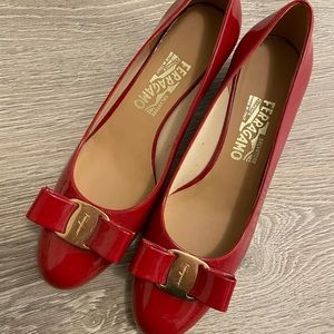Salvatore Ferragamo Vara bow pump shoe red